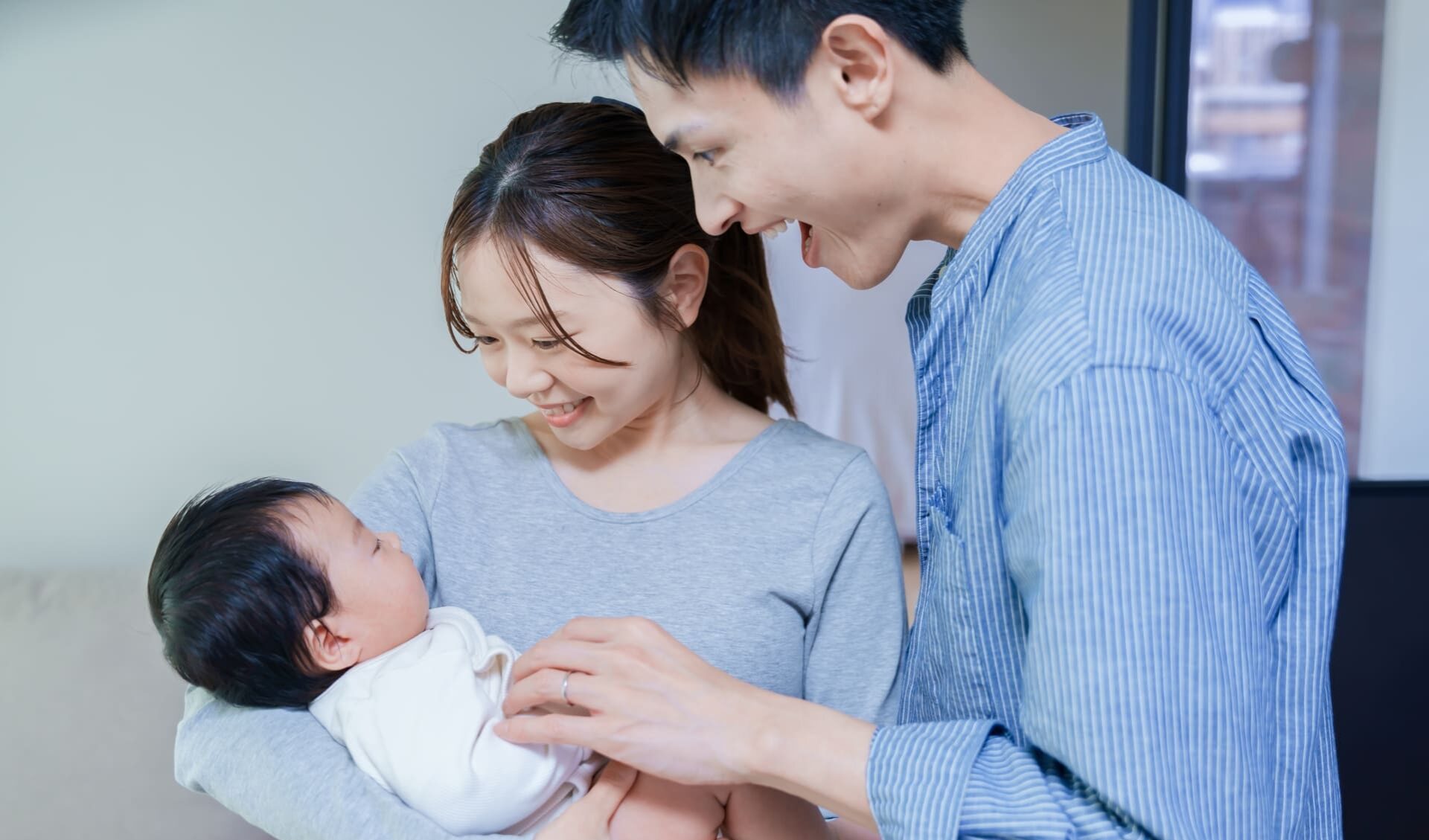 産後ケアと母乳育児サポート